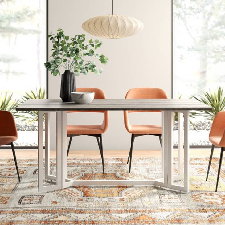 Small dining outlet table with leaf